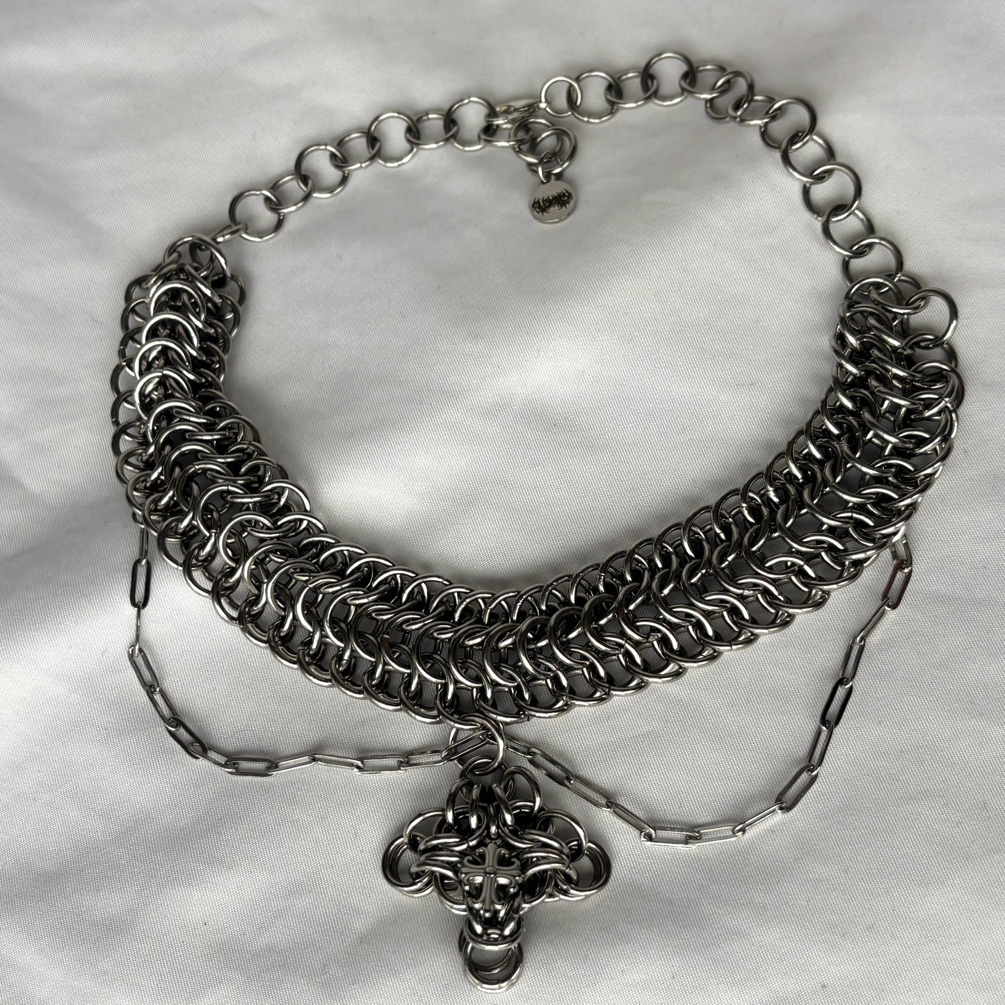 Alligator Back Cross Necklace