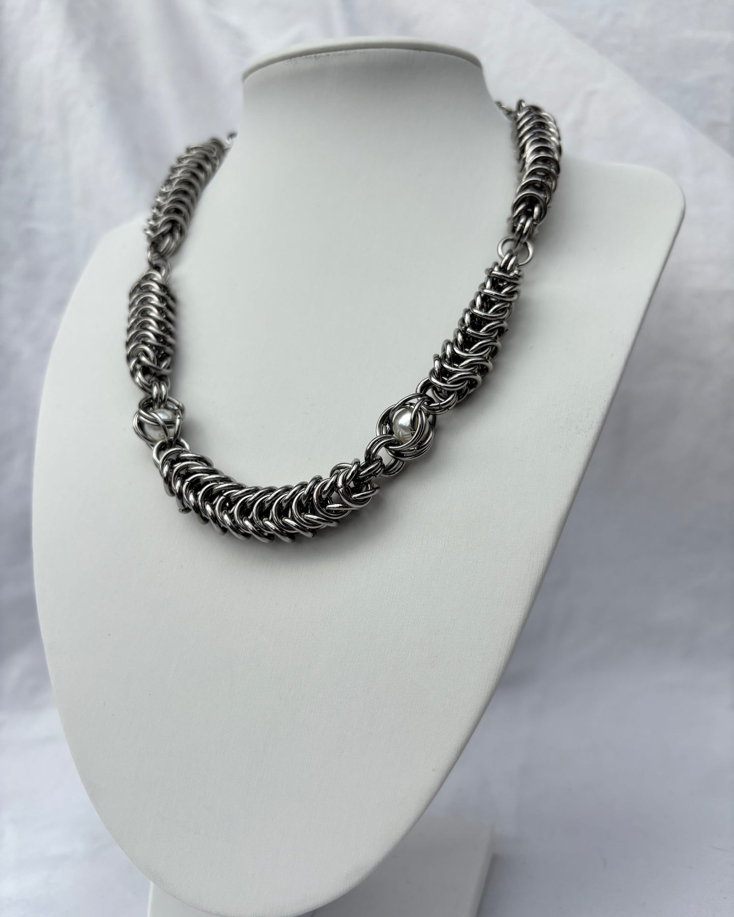 Box Pearl Necklace
