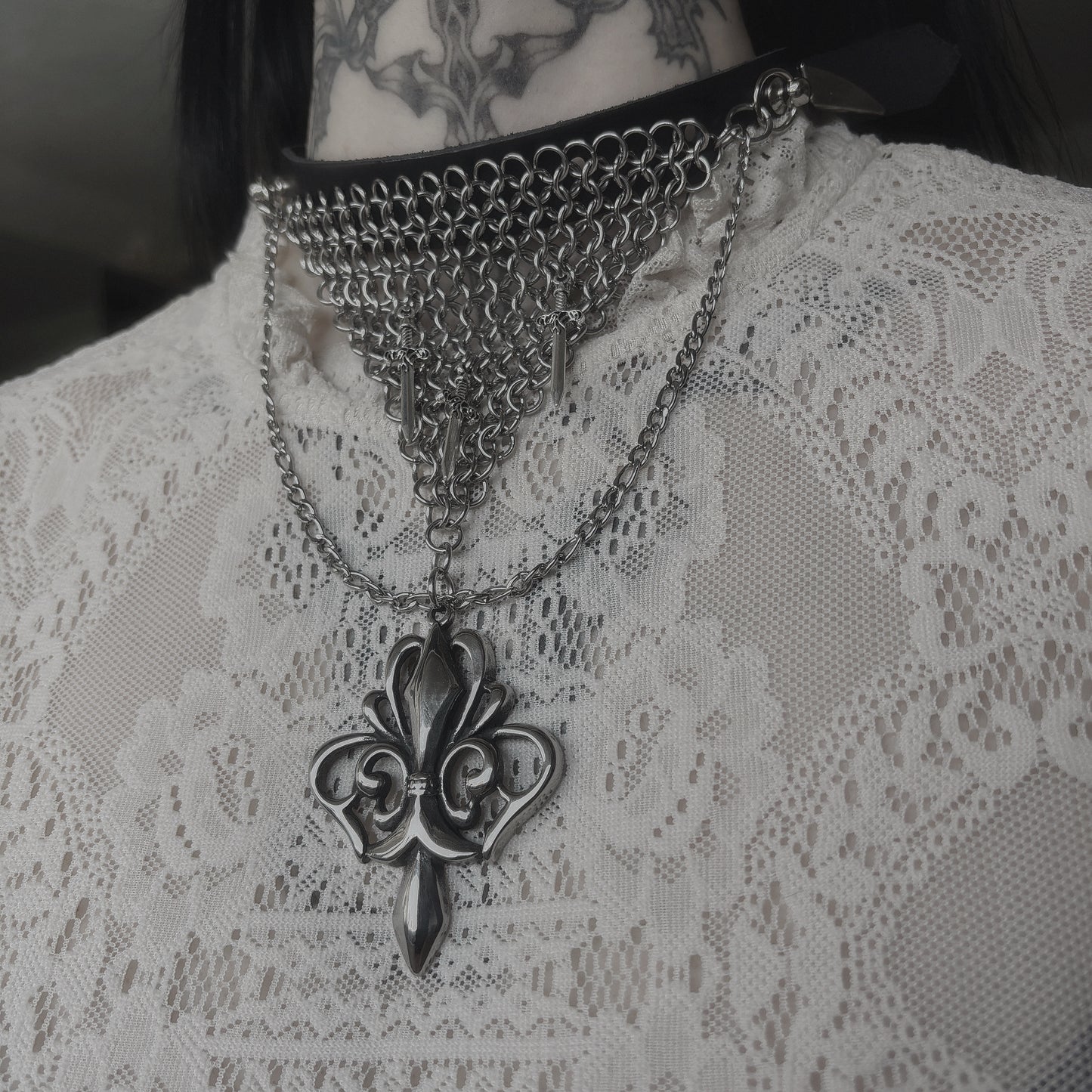 Jeanne d’Arc Choker