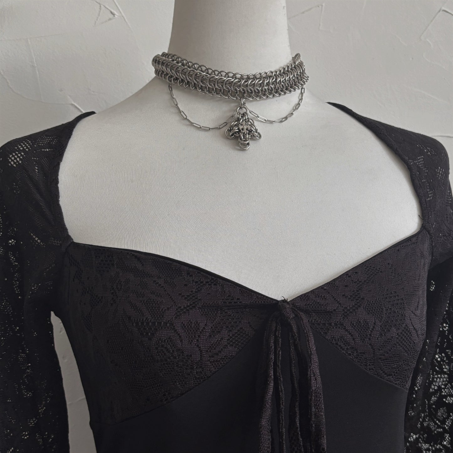 Alligator Back Cross Necklace