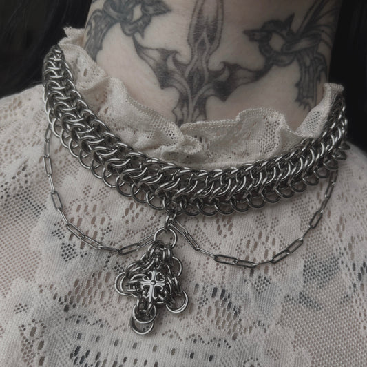 Alligator Back Cross Necklace