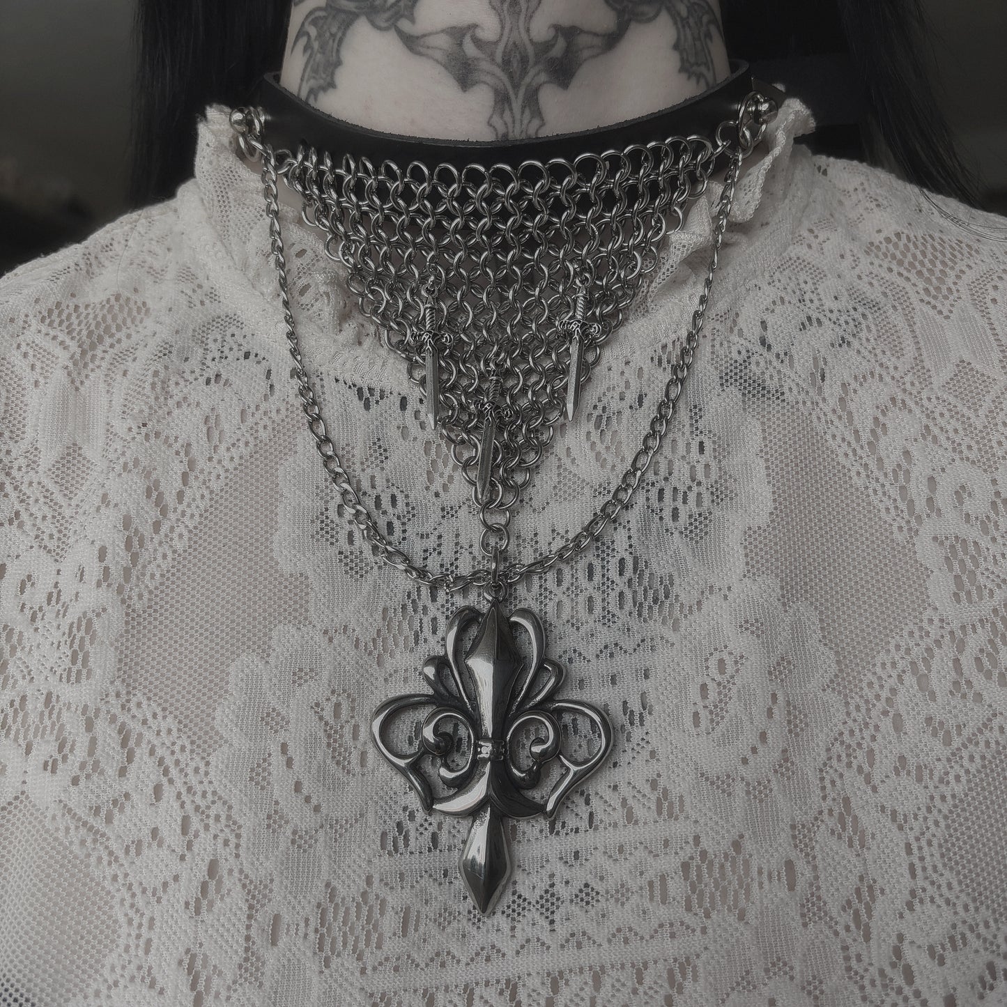 Jeanne d’Arc Choker