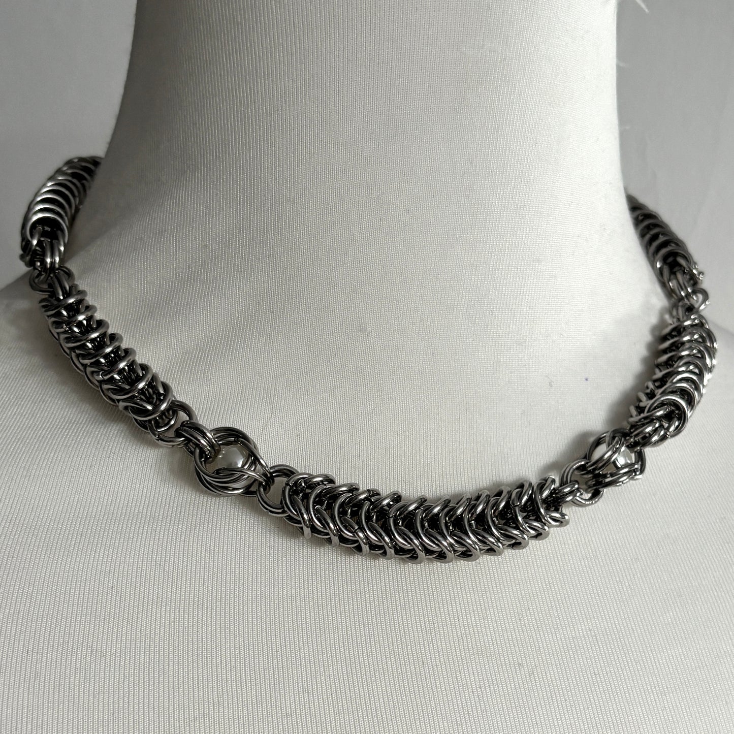 Box Pearl Necklace